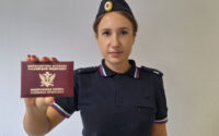 Приставы взыскали почти 800 тысяч рублей в пользу пожилой петербурженки
