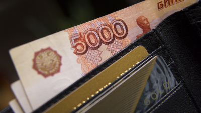 В Петербурге погасили долг по зарплате более чем на 20 миллионов рублей