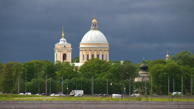 В Петербурге объявили «жёлтый» уровень погодной опасности из-за гроз
