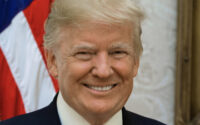 Трамп заявил, что планирует встретиться с Путиным 15 августа на Аляске