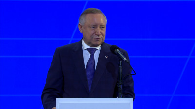 Александр Беглов поздравил работников санэпидслужб с профессиональным праздником